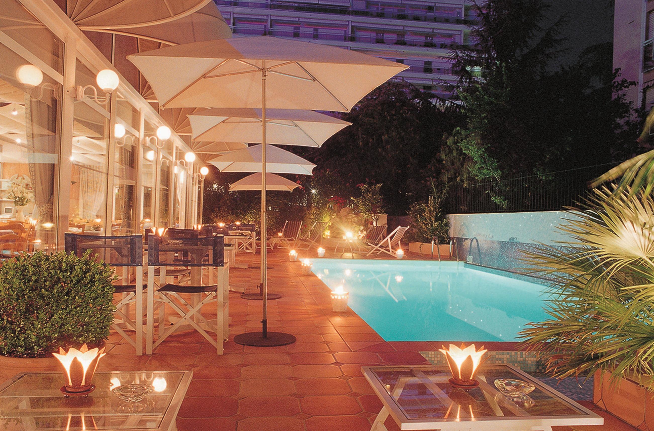 Hotel Amarante Cannes Bagian luar foto