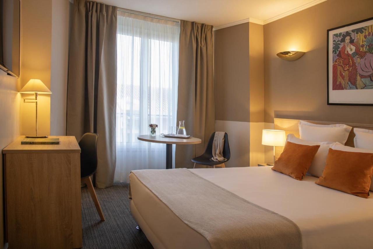 Hotel Amarante Cannes Bagian luar foto