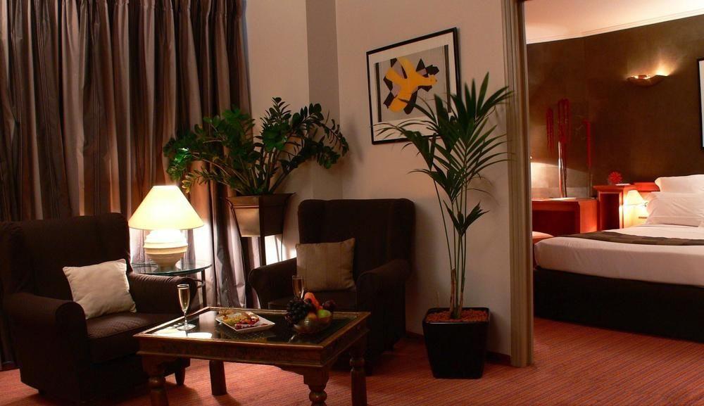 Hotel Amarante Cannes Bagian luar foto