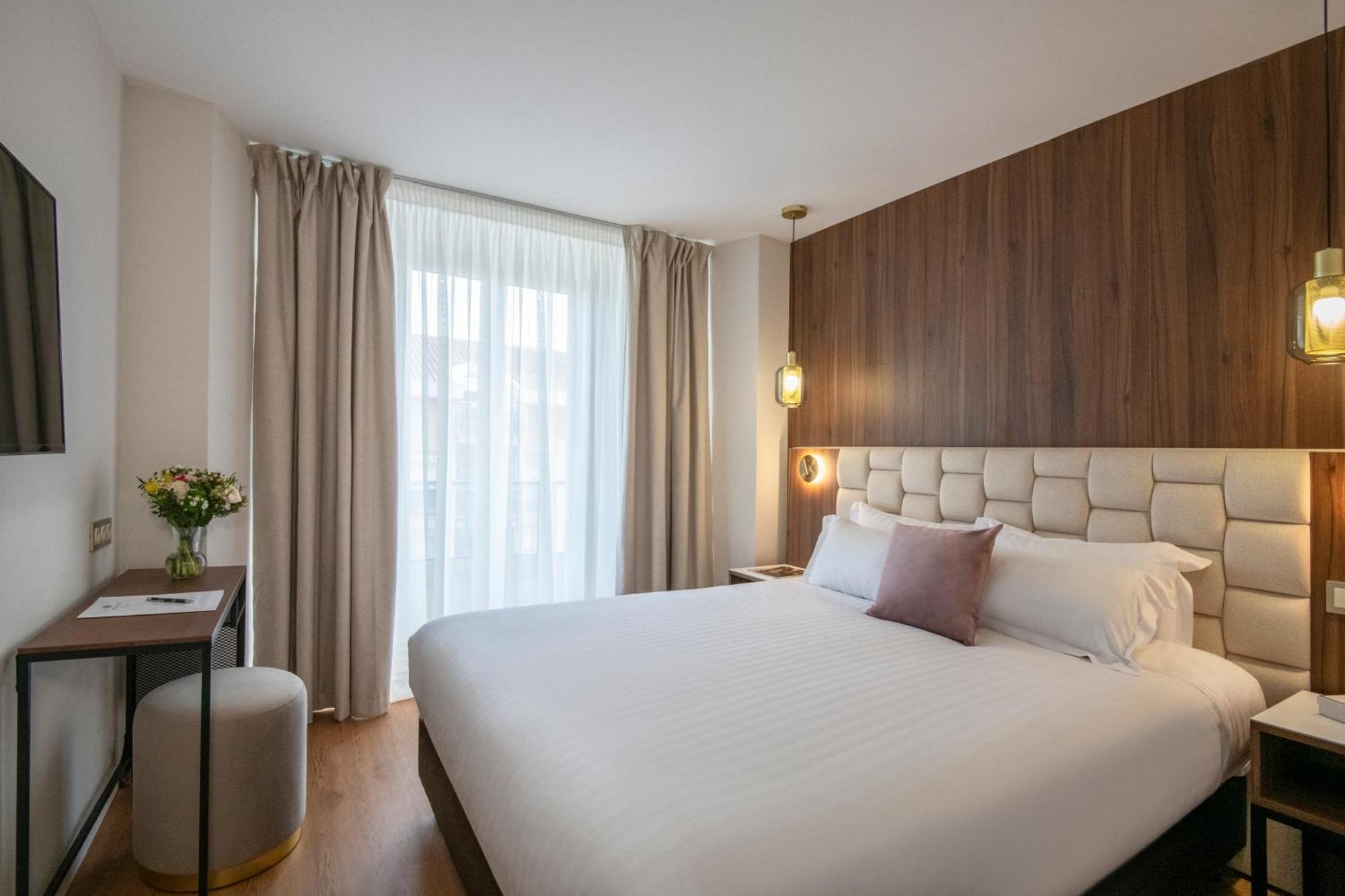 Hotel Amarante Cannes Bagian luar foto